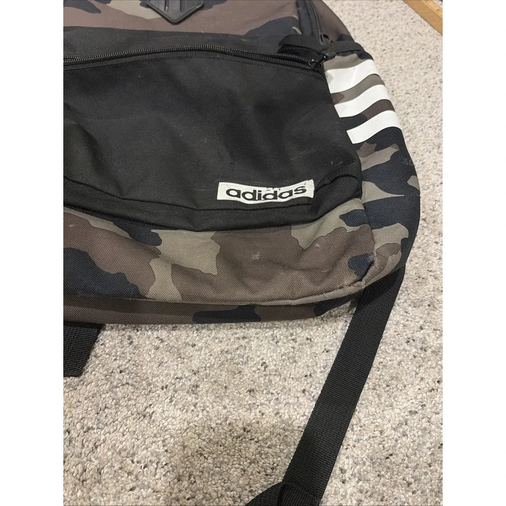 Adidas Classic 3-Stripes III Backpack Legacy Green Camo/Black